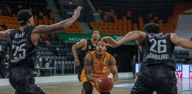 融入球队的 融入球队的